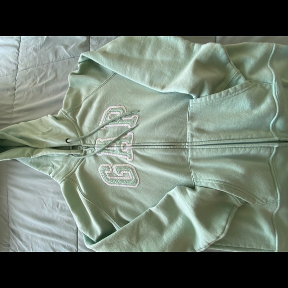 Jackets - Picture 4 of 5